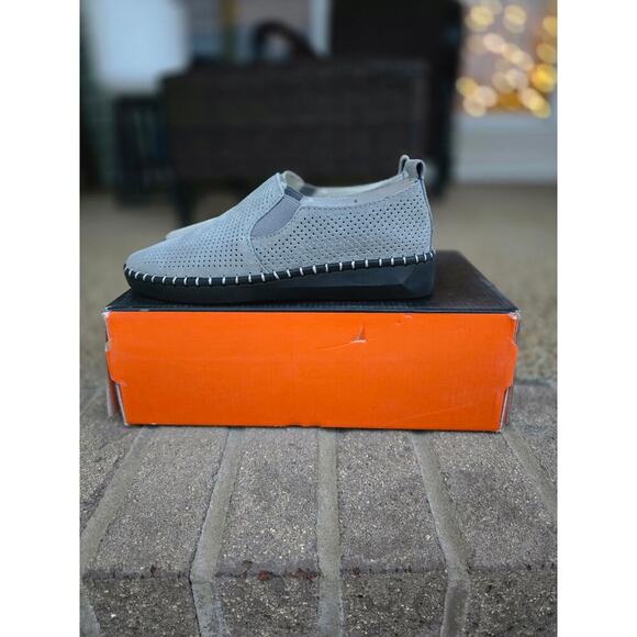 NWT Bernie Mev Women's Slip On Shoe Grey Comfort Size 36 US(5-5.5) Suede - Picture 10 of 12